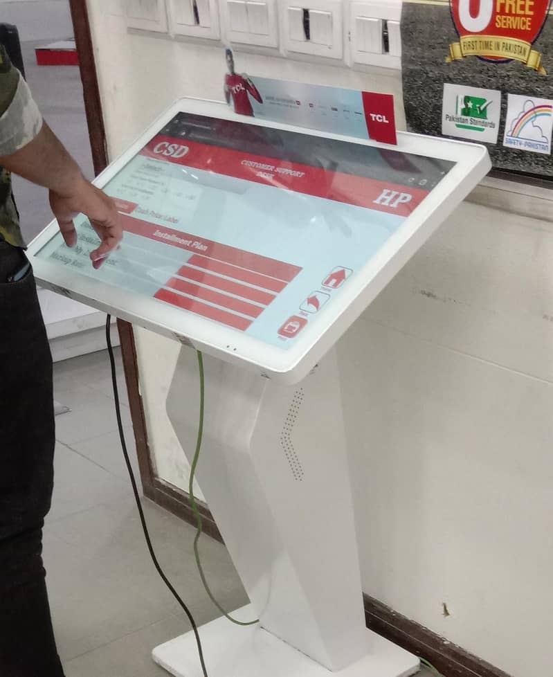 Digital Signage / Standees / SMD Screens

                                                            alt=