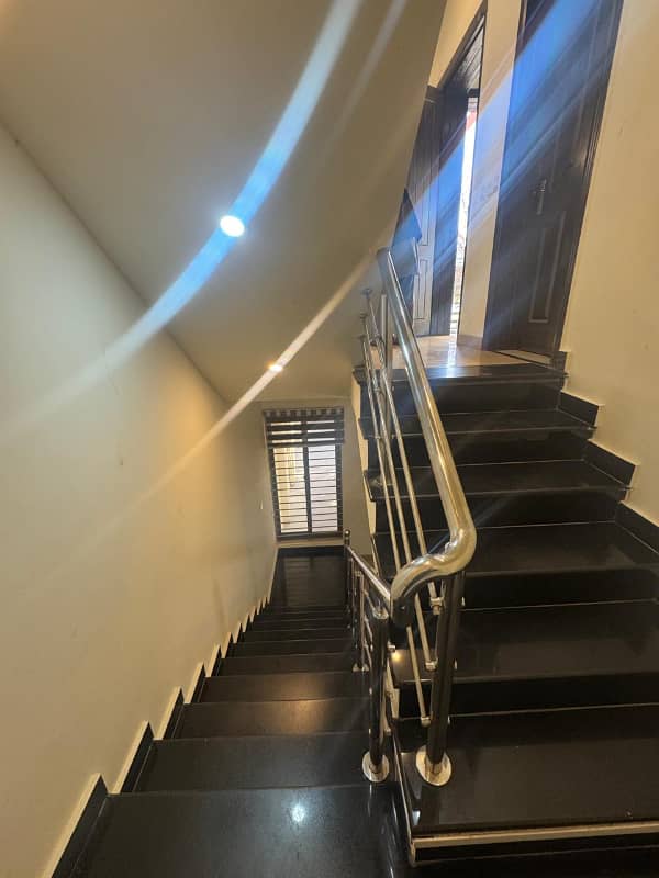 40*80 used House For sale in G-14/4 Islamabad

                                                            alt=