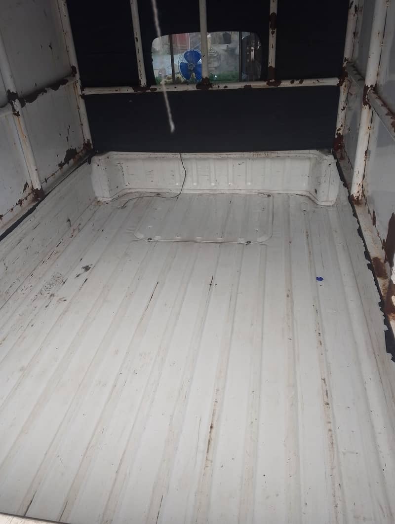 Suzuki pickup

                                                            alt=