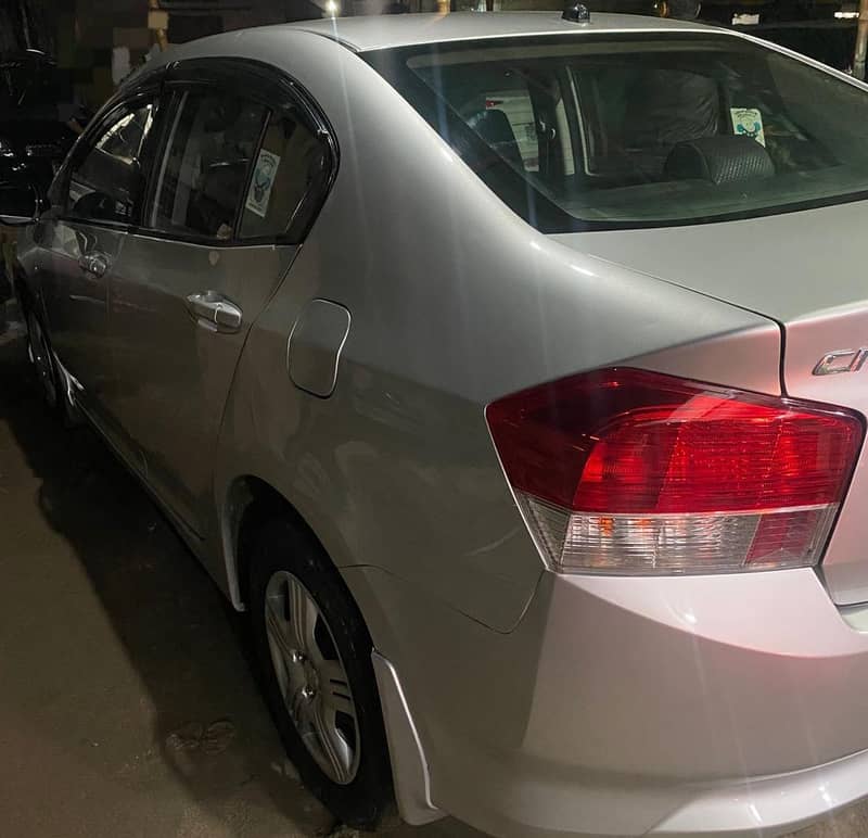 HONDA CITY 1.3 AUTOMATIC

                                                            alt=