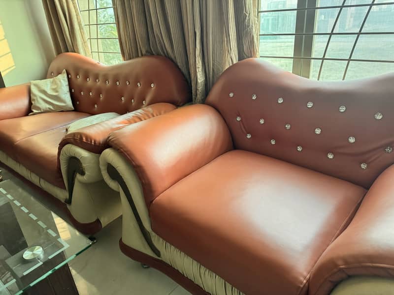 Elegant Brown Faux Leather 3+2+1 seater sofa set— Gently used

                                                            alt=