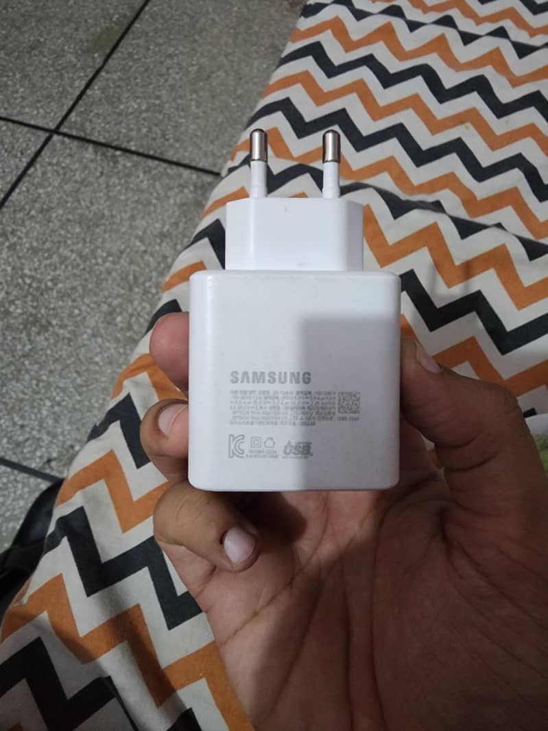 Samsung 45 Watt PD Adapter

                                                            alt=