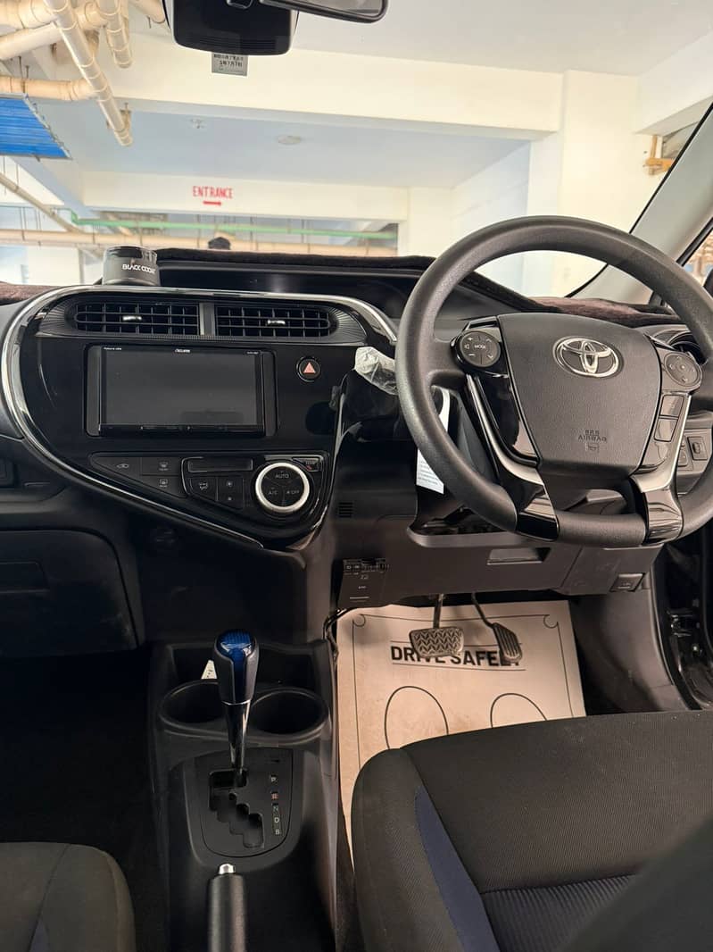 Toyota Aqua S 2020

                                                            alt=