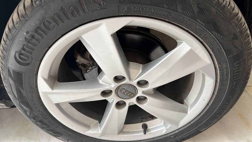 Audi Q2 2018

                                                            alt=