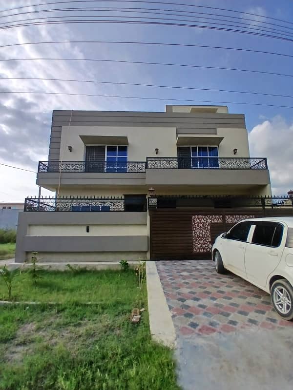 Corner brand new 35x60 house available on 50 feet road

                                                            alt=