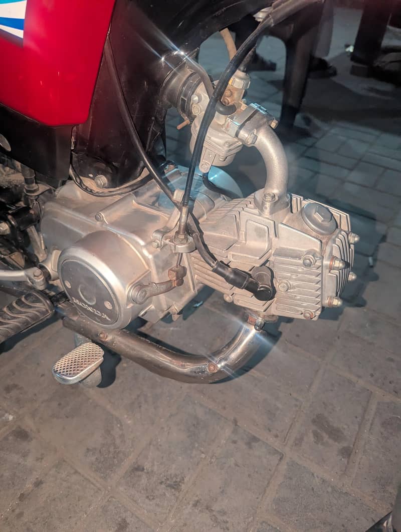Honda 70cc 10/10 contact number 03284832204

                                                            alt=