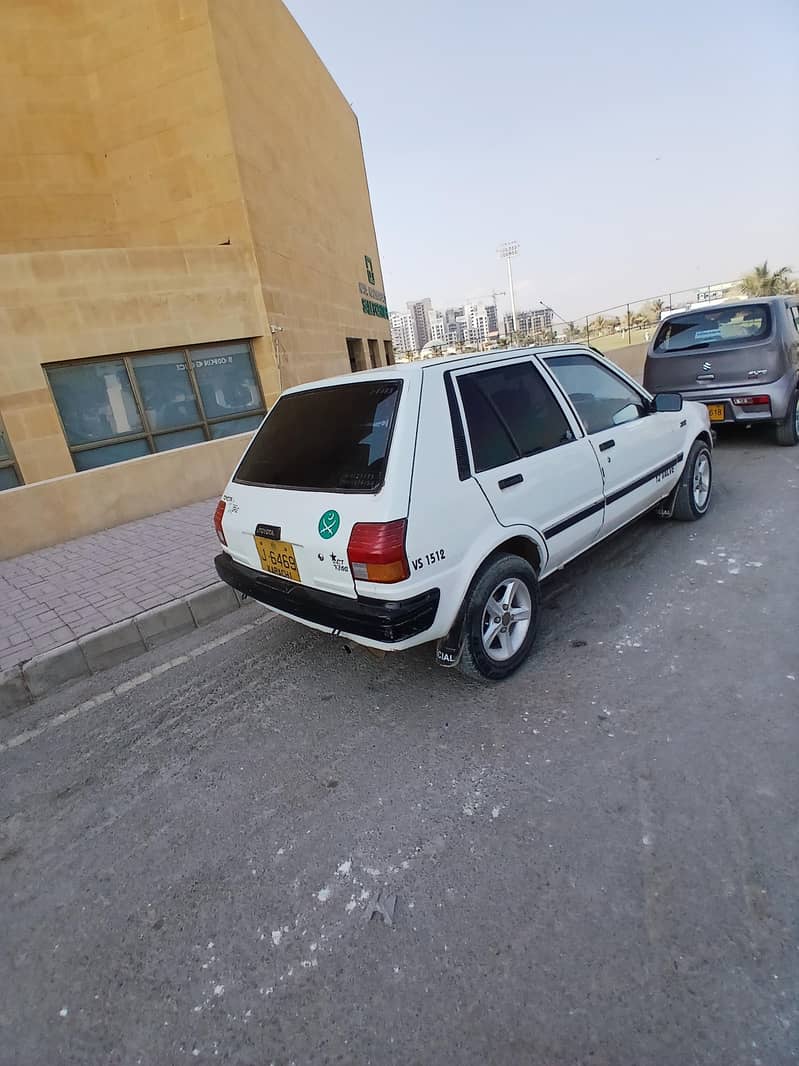 Gift for Toyota starlet lovers

                                                            alt=