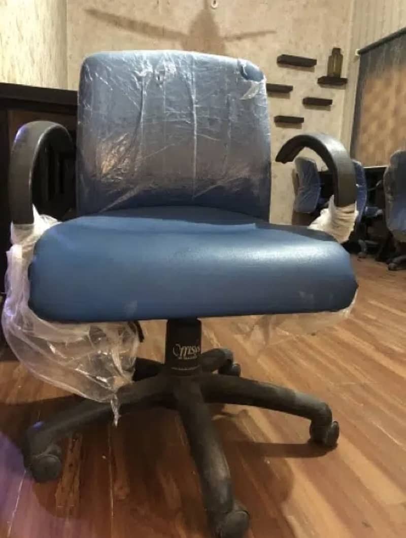 Master Offisys Chairs

                                                            alt=