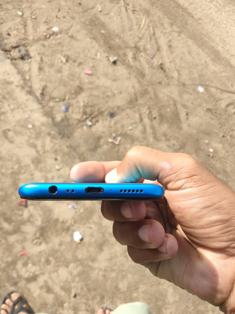 OPPO A12 3 Ram 32 Memory.

                                                            alt=