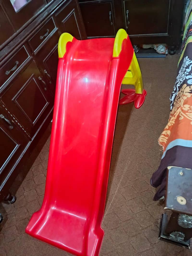 few month use 2step slids

                                                            alt=