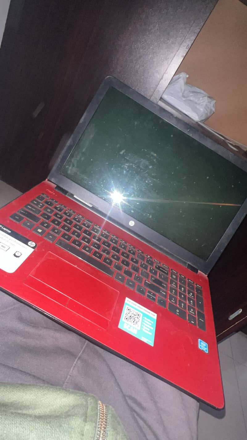 HP 15-bs234wm Laptop

                                                            alt=