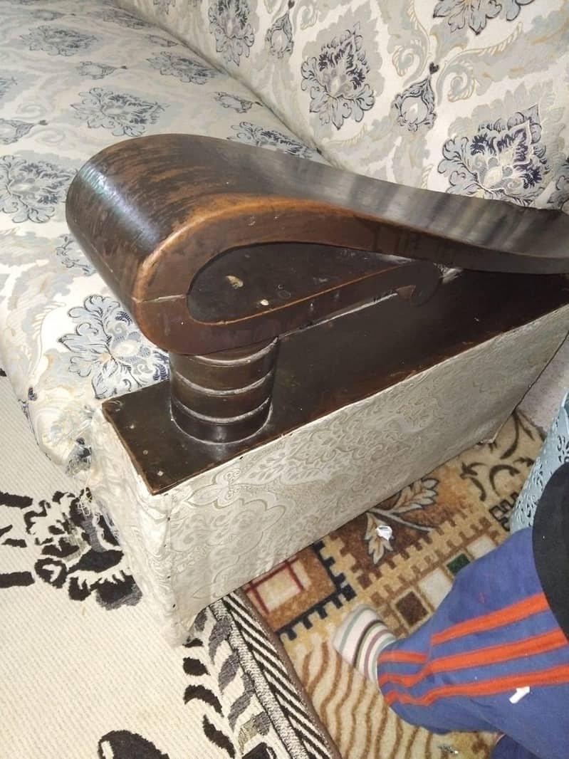 brown wooden sofa of soft spring foam

                                                            alt=