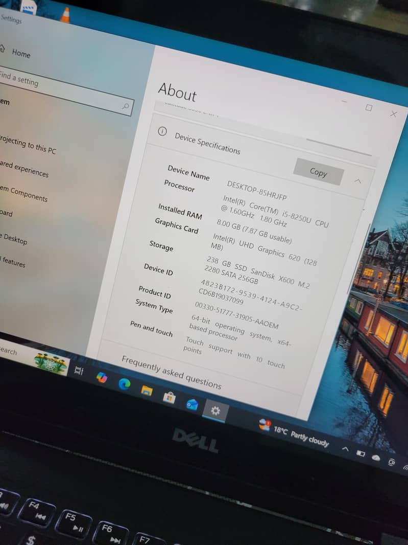 Dell Core i5 8th touch & Type 360 8/256 SSD super fast 10/10 condition

                                                            alt=