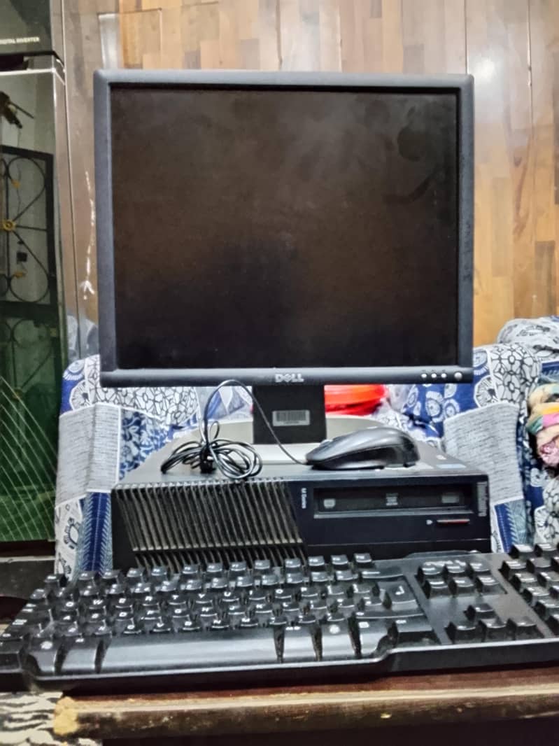 DELL COMPUTER FOR SALE 10/10 CONDITION ALL OK HAI

                                                            alt=