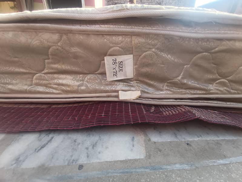 diamond supreme victoria spring matteress

                                                            alt=