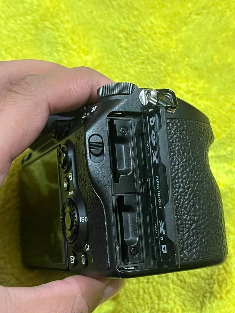 Sony a7 III Camera O3258925354 WhatsApp N0

                                                            alt=