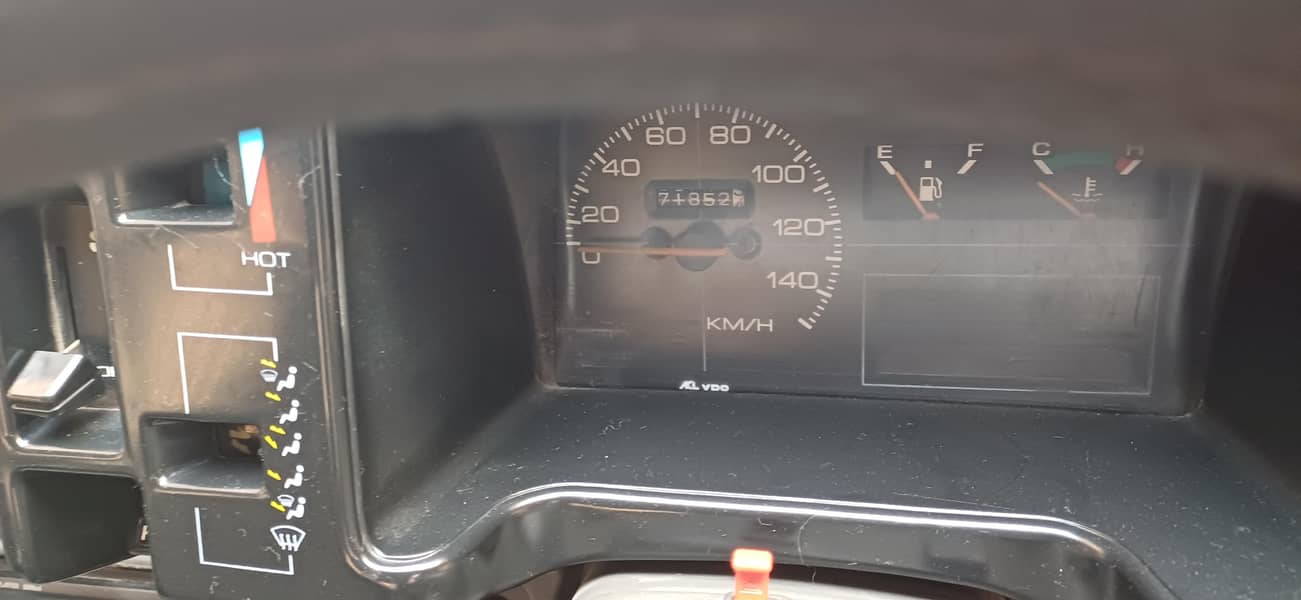 Mehran VXR

                                                            alt=