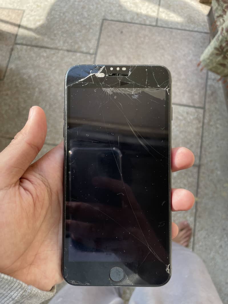 Iphone 7plus pta approved 128gb

                                                            alt=