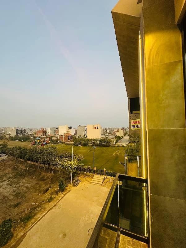 3 MARLA NEXT TO PARK TRIPLE STOREY MODERN HOUSE FOR SALE

                                                            alt=