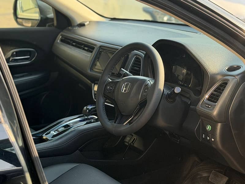 HONDA VEZEL XL 2014

                                                            alt=