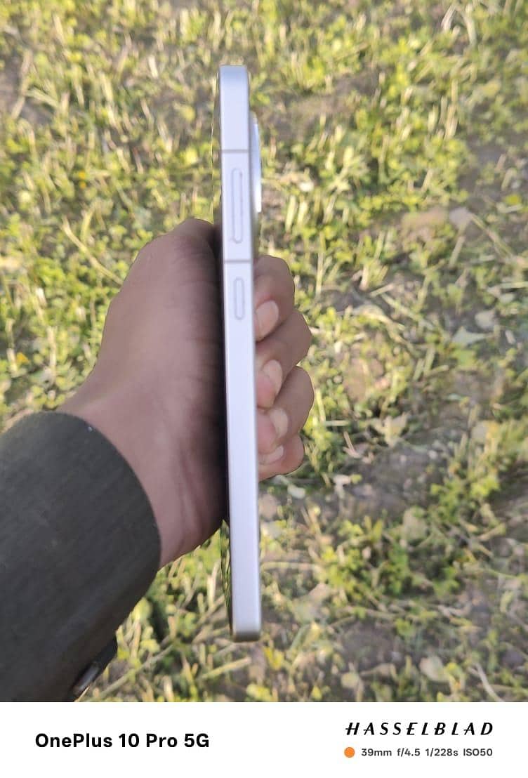 OnePlus 13r

                                                            alt=