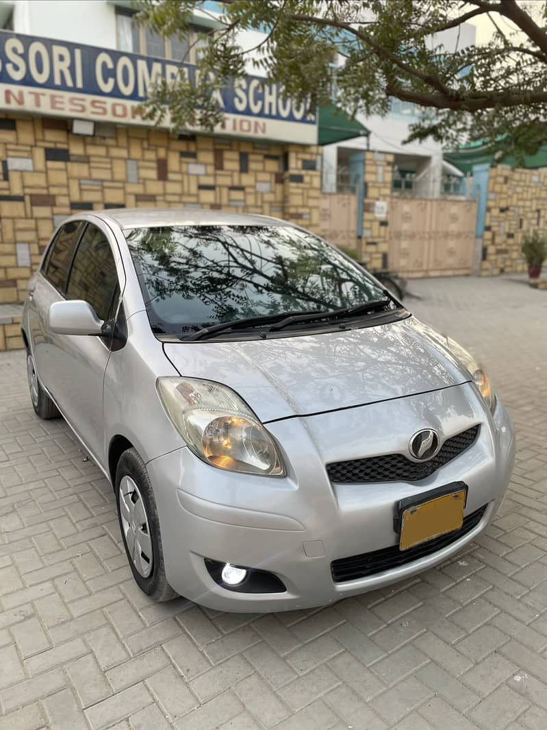 Toyota Vitz 2009/2012

                                                            alt=