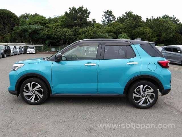 Toyota Raize Z two tone 2020

                                                            alt=