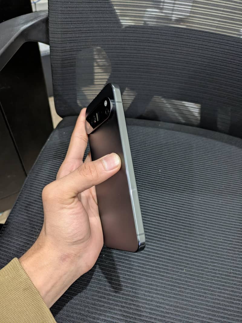 Google Pixel 9 Pro xl

                                                            alt=