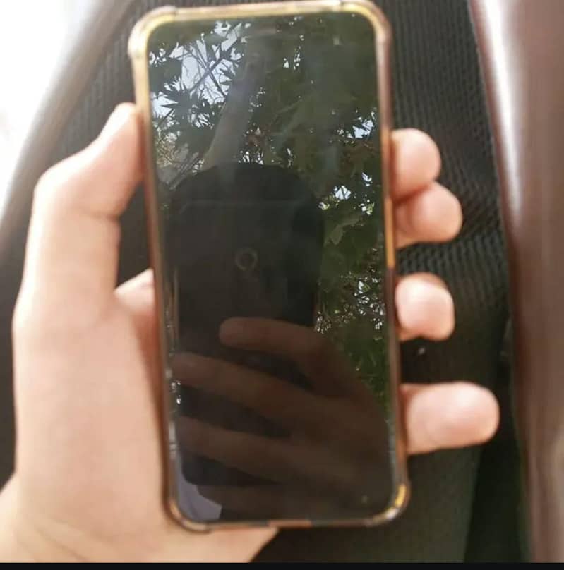 Google pixel 4 punched

                                                            alt=