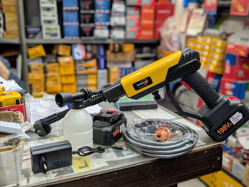 Rechargeable Car washer pressure washer high Pressure

                                                            alt=