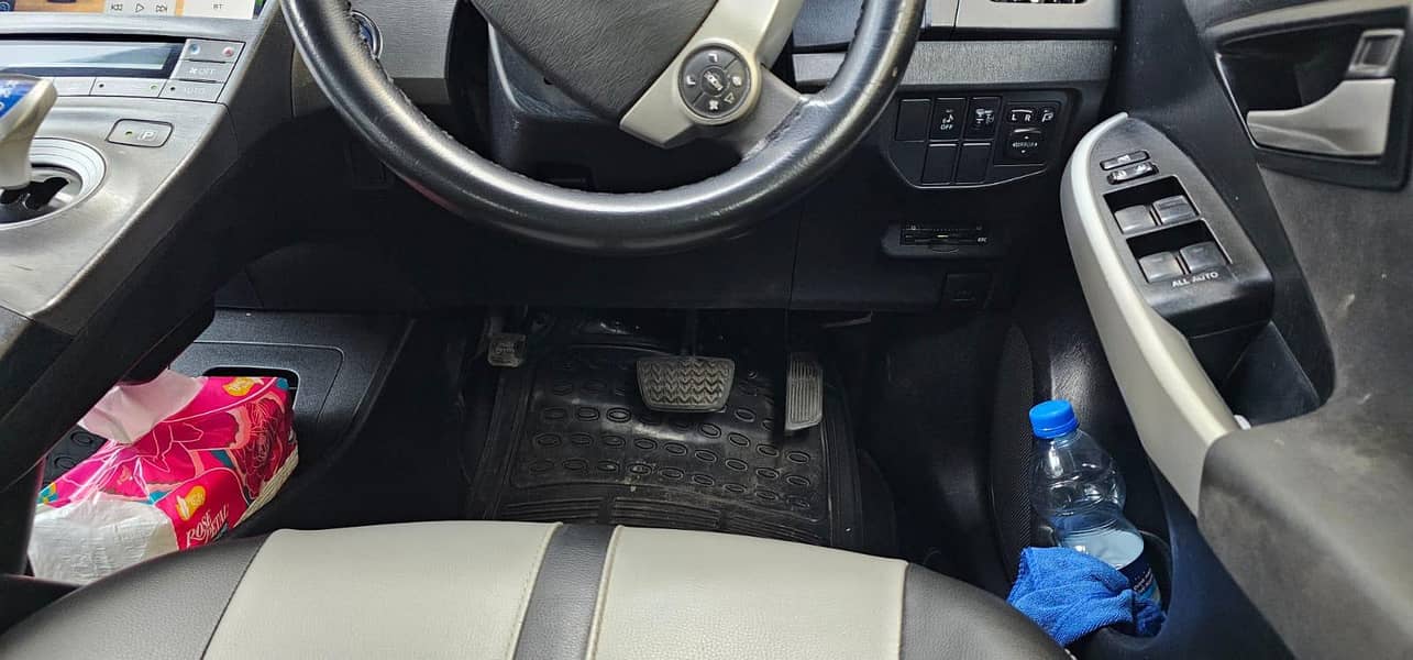 Toyota Prius 1.8 2014/2017

                                                            alt=