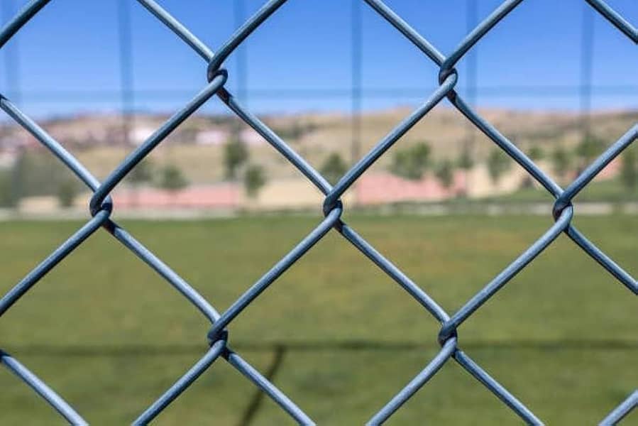 Chain Link Fence Razor Wire Barbed Wire Security Wire Welded Mesh Jali

                                                            alt=