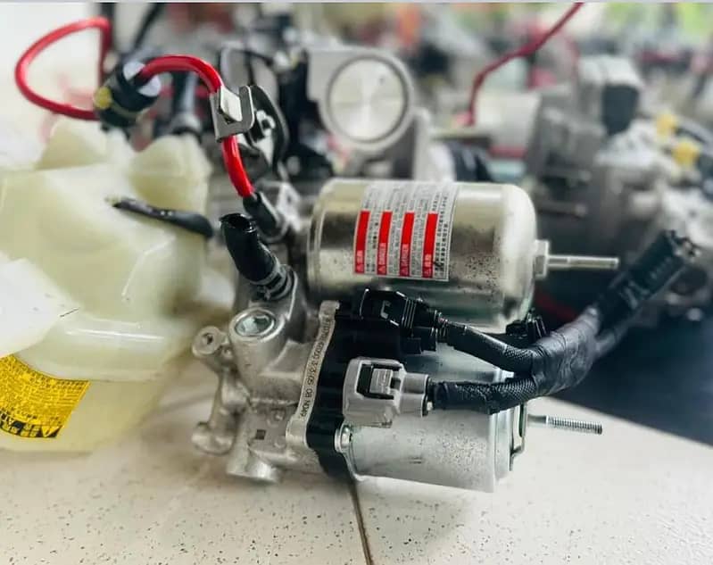 ABS Unit & Hybrid Battery For Toyota Aqua Prius Axio Camry Lexus LX450

                                                            alt=