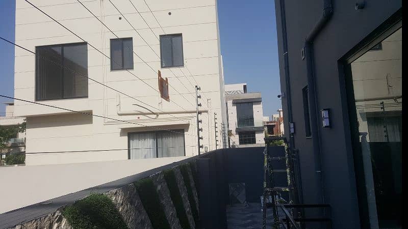 electric fence , electric fence material , barbed claded wire for sale

                                                            alt=