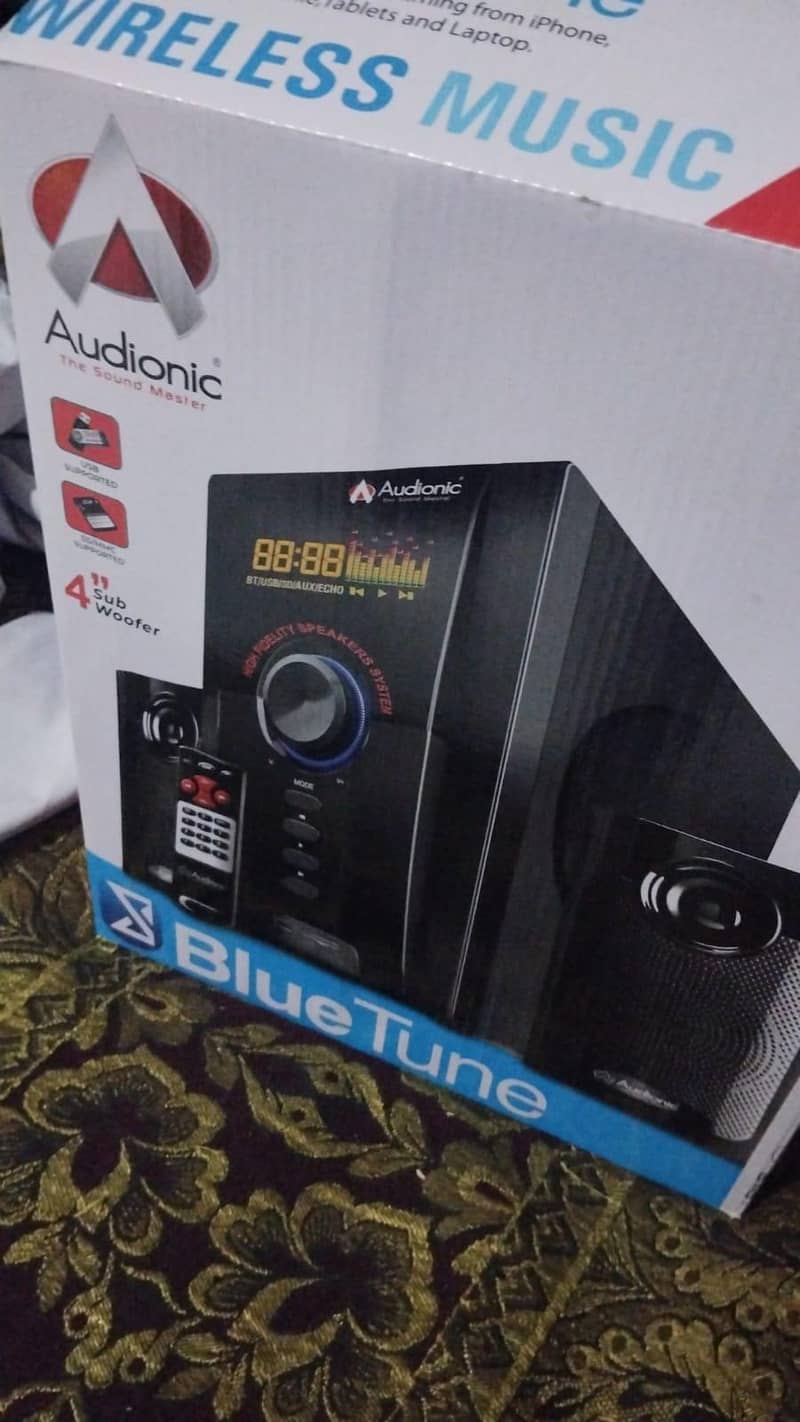 Speaker

                                                            alt=