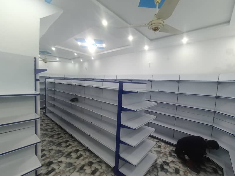 wall racks,center racks,cash counter,shopping trolley,baskits

                                                            alt=