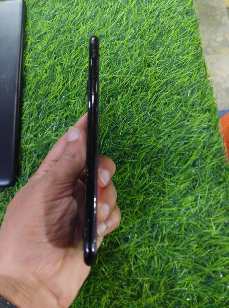 iphone 7. plus 128gb. non pta all ok hai

                                                            alt=