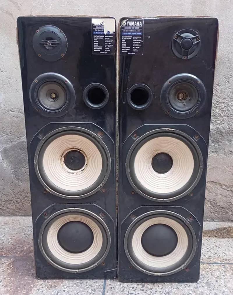 puraney hain sound theek hai

                                                            alt=