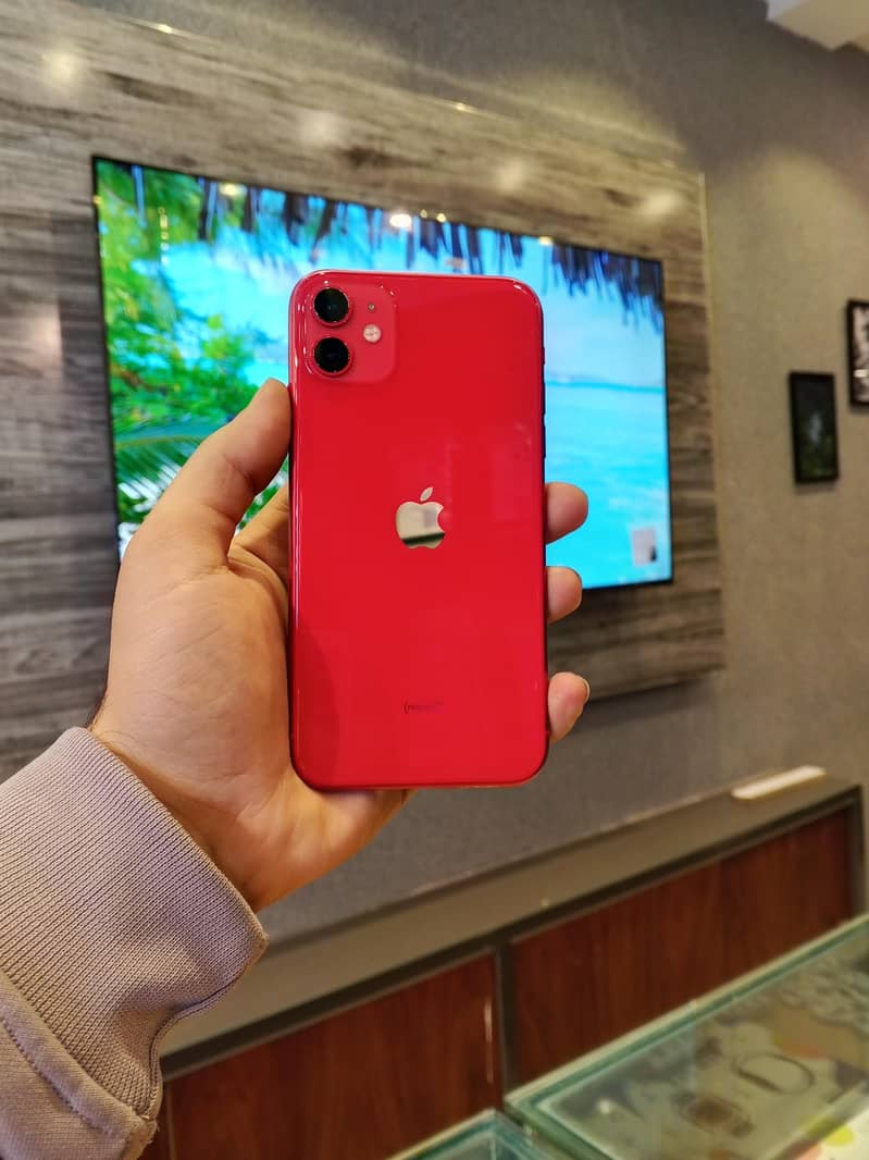 iPhone 11 256

                                                            alt=