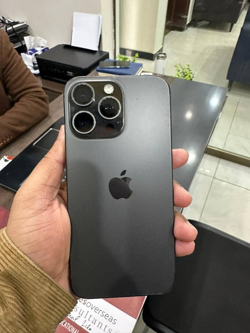 iPhone 15 Pro max JV

                                                            alt=