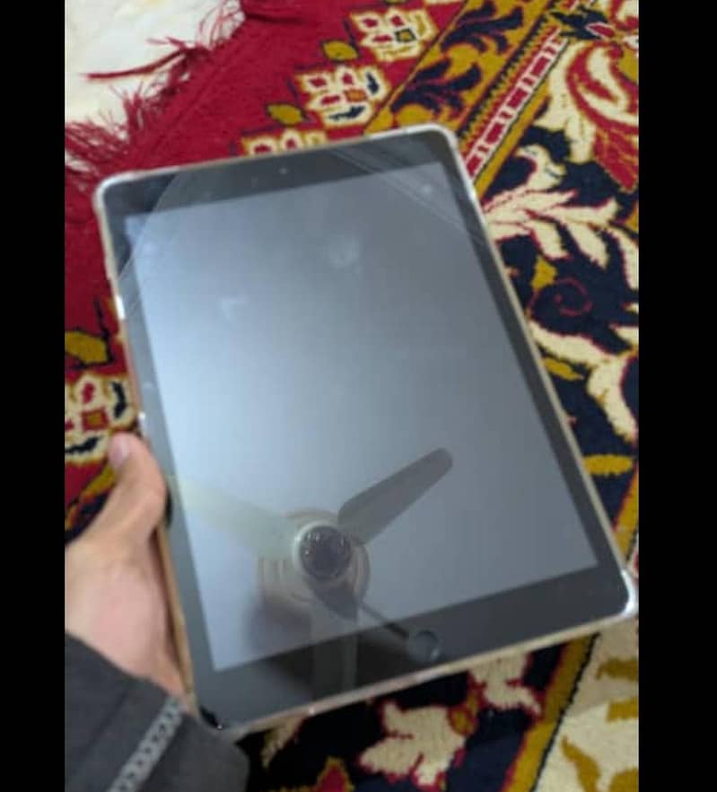 Apple 8th gen Available everything ok exchange possible

                                                            alt=