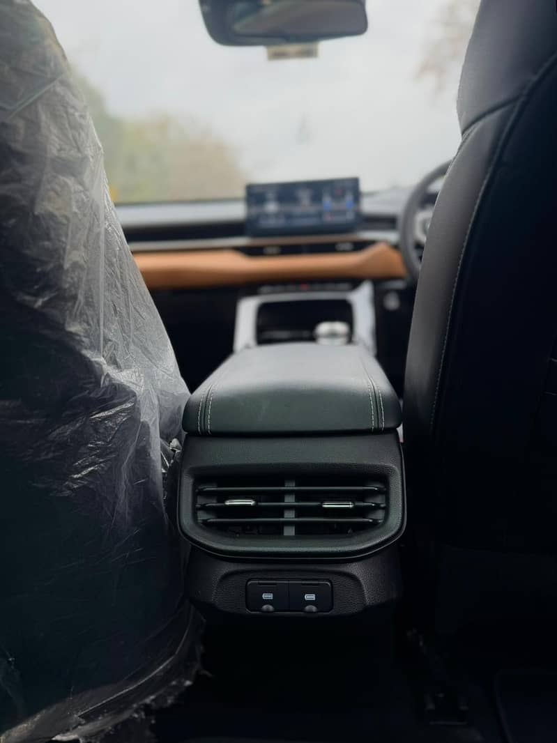 Haval H6 1.5T 2023 | First Owner | 26,000 KM | Islamabad Registered |

                                                            alt=