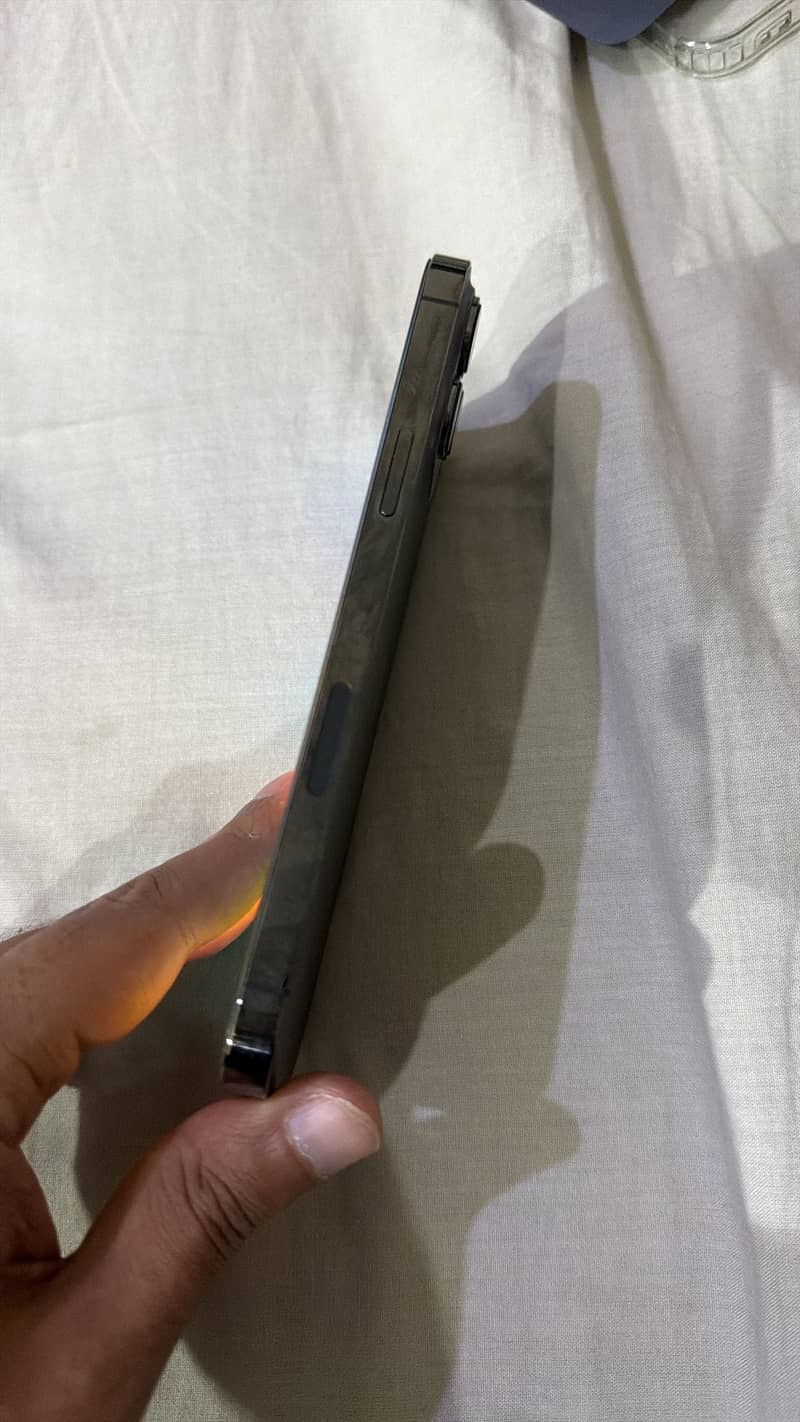 Iphone 13 pro max 512 gb pta approved

                                                            alt=