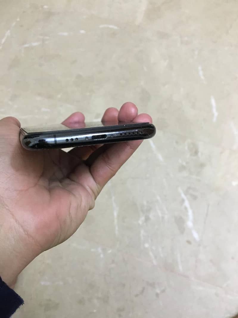Apple iphone 11 pro 64gb FU

                                                            alt=