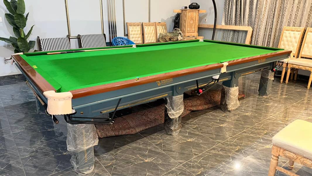 SNOOKER TABLE/BILLIARD/POOL TABLE/ 16X6/ TABLE

                                                            alt=