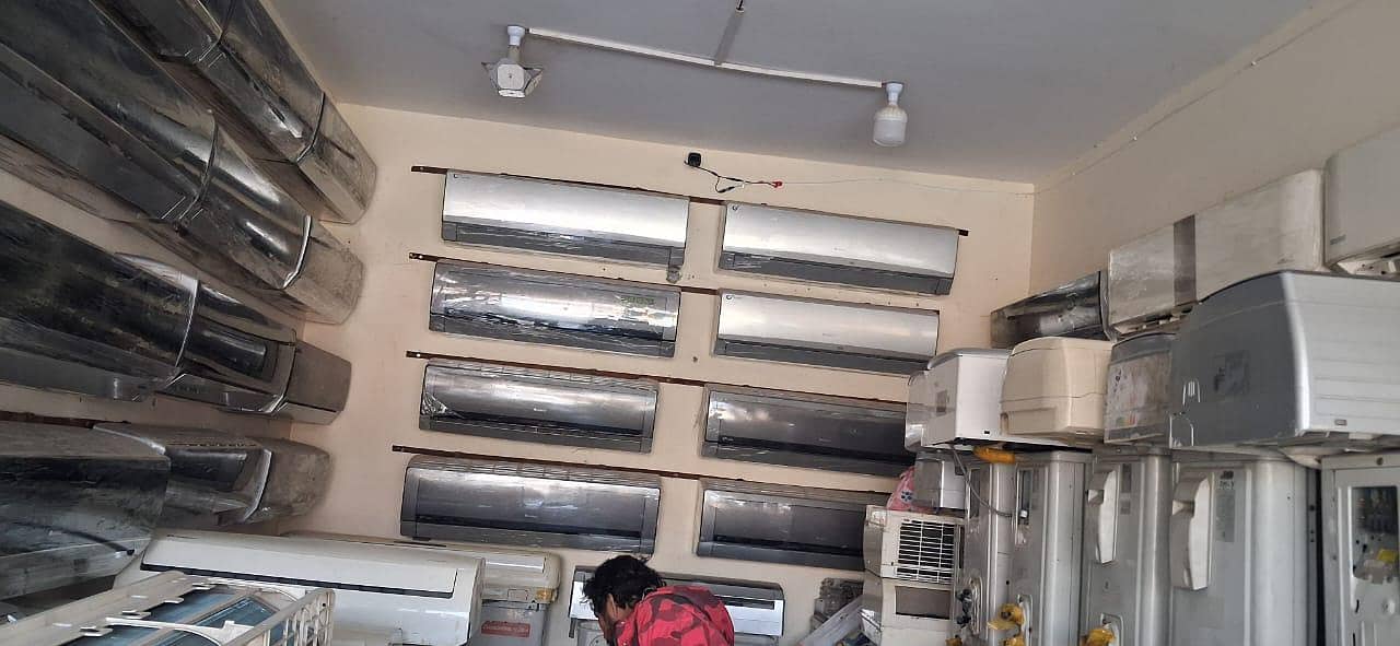 All brands inverter Ac available with warranty heat & cool

                                                            alt=