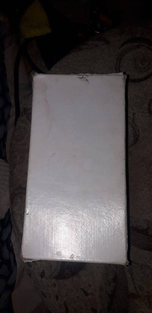 4 64 kit set back cover Chang hai  10/9condition  03193907016

                                                            alt=