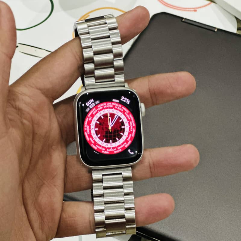 Apple Watch SE (2nd generaation) 44mm

                                                            alt=