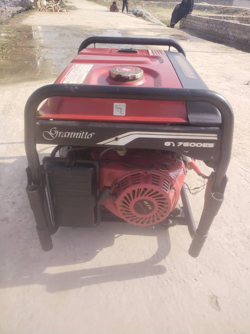 Generator/6.5  Capacity/Generator Grannitto 6.5kw/100%   working

                                                            alt=