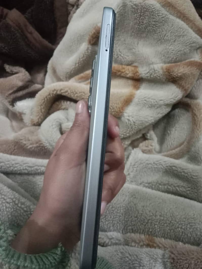 infinix

                                                            alt=